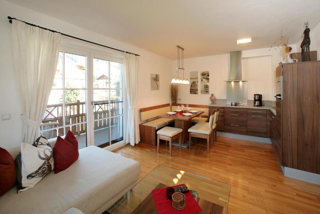 Exclusive Apartments: Zell Am See-Kaprun with Sommerkarte & Tauern Spa Access Room photo